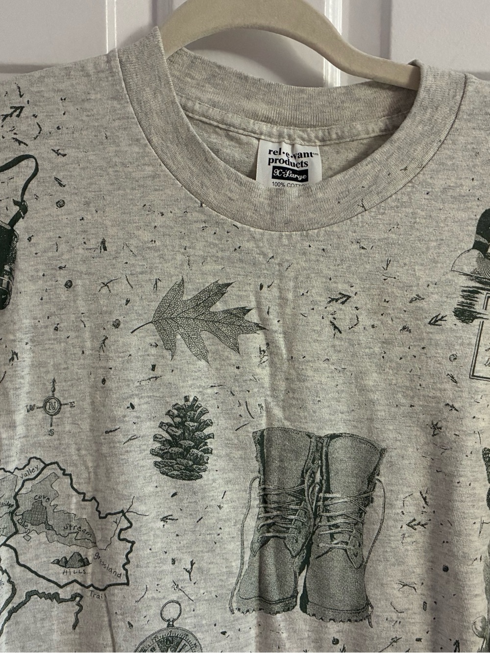 Men's Vintage 1994 "Wilderness" all-over print (AOP) T-Shirt Light Heather Gray - Picture 4 of 4